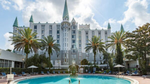 Banyan Investment Group acquires Castle Hotel in Orlando