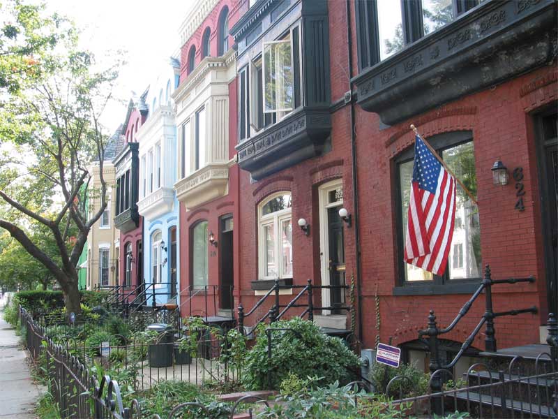 Courtesy Washington.org The epicenter of the federal government, D.C. offers a multitude of accommodations and venues only five miles from Ronald Reagan Washington National Airport.