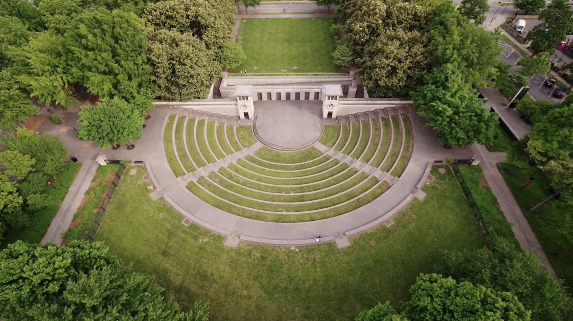 An overhead shot of a grassy amphitheater.