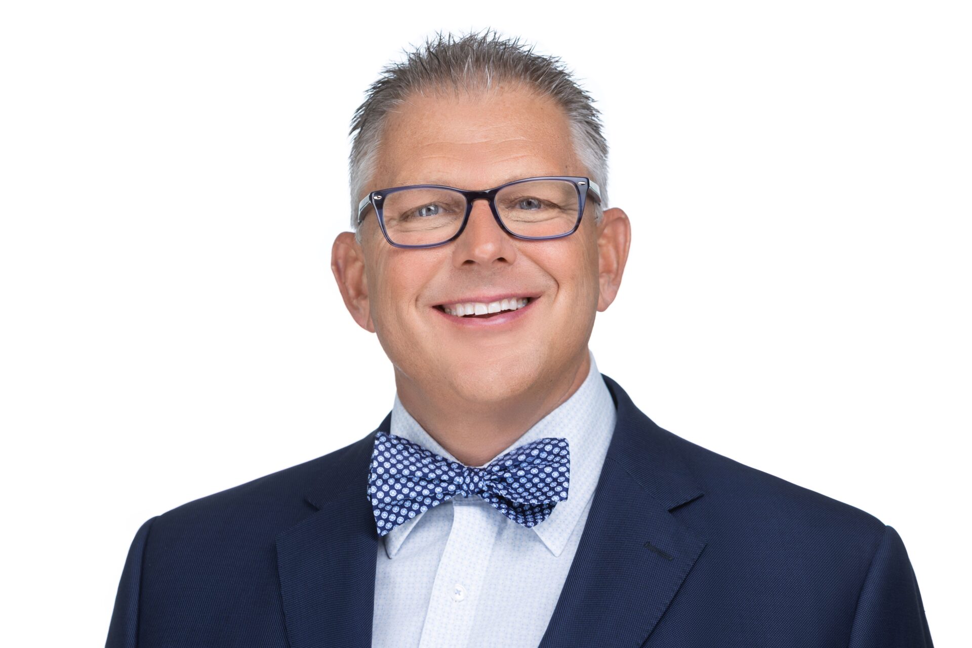 A headshot of Matthew Pivarnik